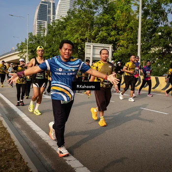 Runner Photo 6725548
