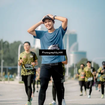 Runner Photo 6725576
