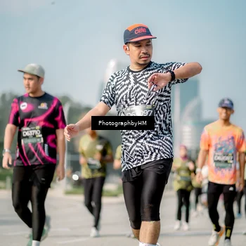 Runner Photo 6725668
