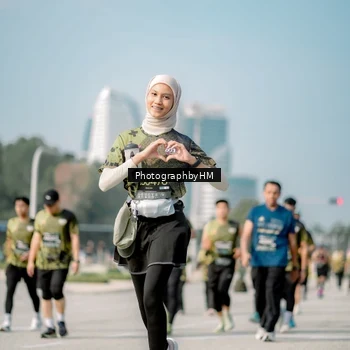 Runner Photo 6725759