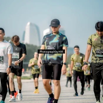 Runner Photo 6725789