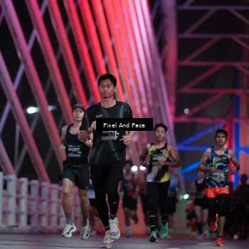 Runner Photo 6725993