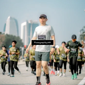 Runner Photo 6726007