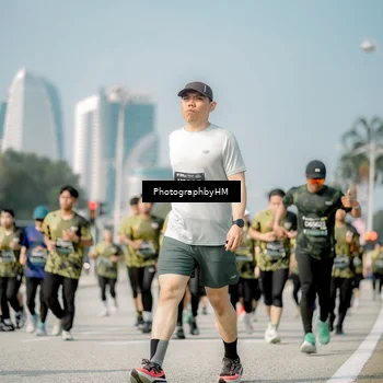 Runner Photo 6726009