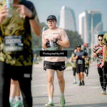 Runner Photo 6726025