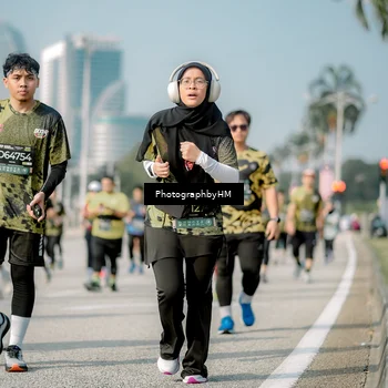 Runner Photo 6726088