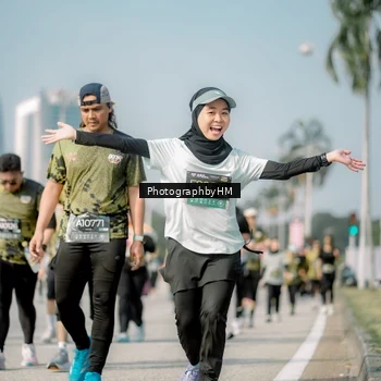 Runner Photo 6726119