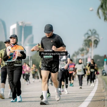 Runner Photo 6726130