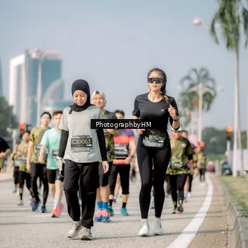 Runner Photo 6726151