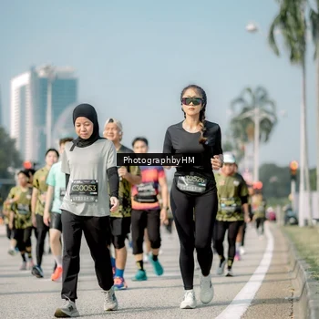 Runner Photo 6726158
