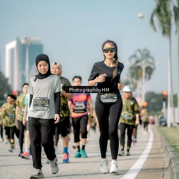 Runner Photo 6726160