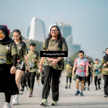 Runner Photo 6726240
