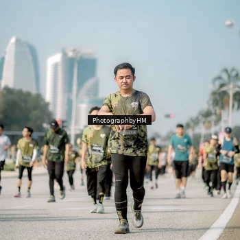 Runner Photo 6726335