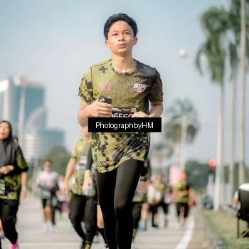 Runner Photo 6726380