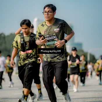 Runner Photo 6726406