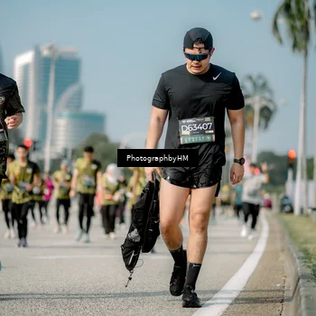 Runner Photo 6726430