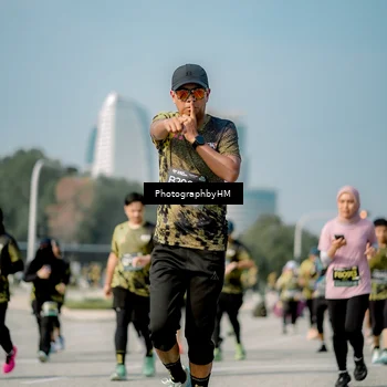 Runner Photo 6726465