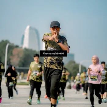 Runner Photo 6726467
