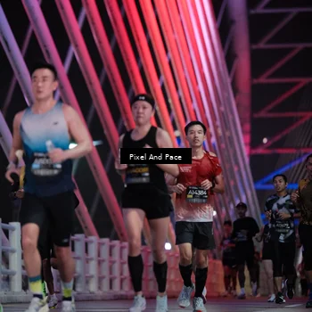 Runner Photo 6726476