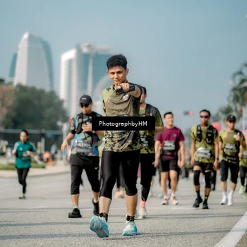 Runner Photo 6726477