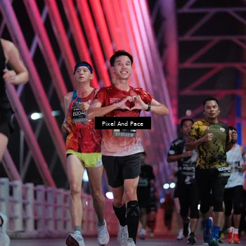 Runner Photo 6726538