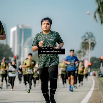 Runner Photo 6726540