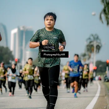 Runner Photo 6726543