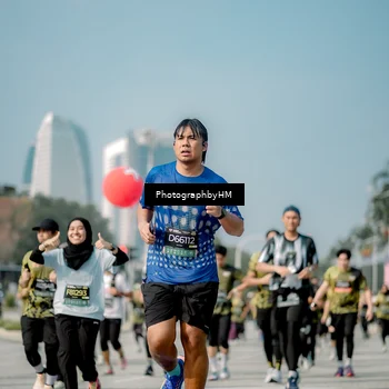 Runner Photo 6726550