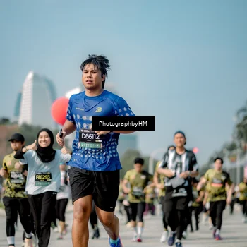 Runner Photo 6726553