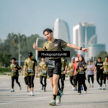 Runner Photo 6726625