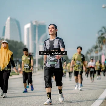 Runner Photo 6726662