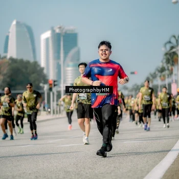Runner Photo 6726684