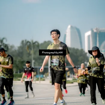 Runner Photo 6726709