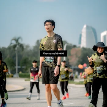 Runner Photo 6726717
