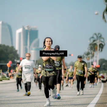 Runner Photo 6726728