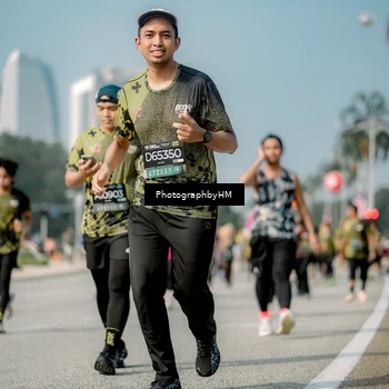 Runner Photo 6726844