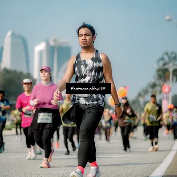 Runner Photo 6726845