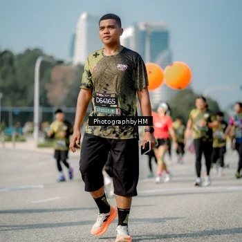Runner Photo 6726862