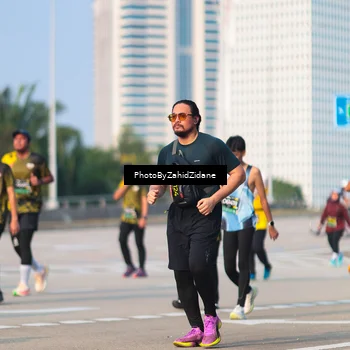 Runner Photo 6726905