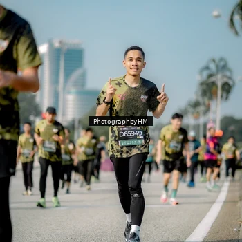 Runner Photo 6726975