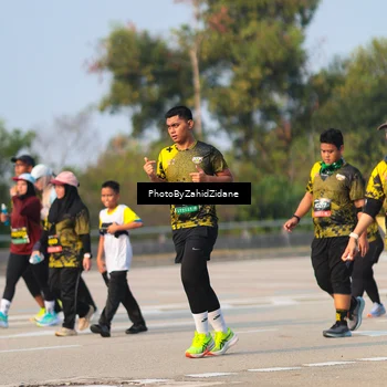 Runner Photo 6726988