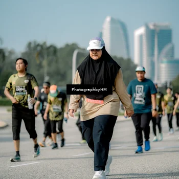 Runner Photo 6726998