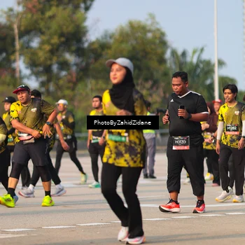 Runner Photo 6727009