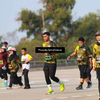 Runner Photo 6727053