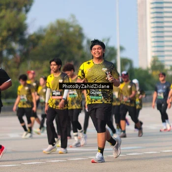 Runner Photo 6727171