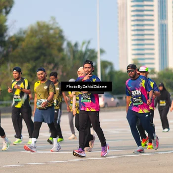 Runner Photo 6727214