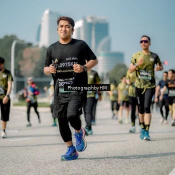 Runner Photo 6727277