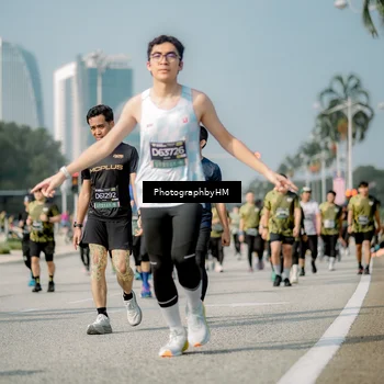 Runner Photo 6727297