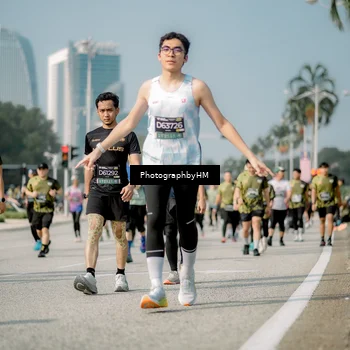 Runner Photo 6727300