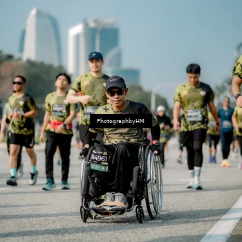 Runner Photo 6727365